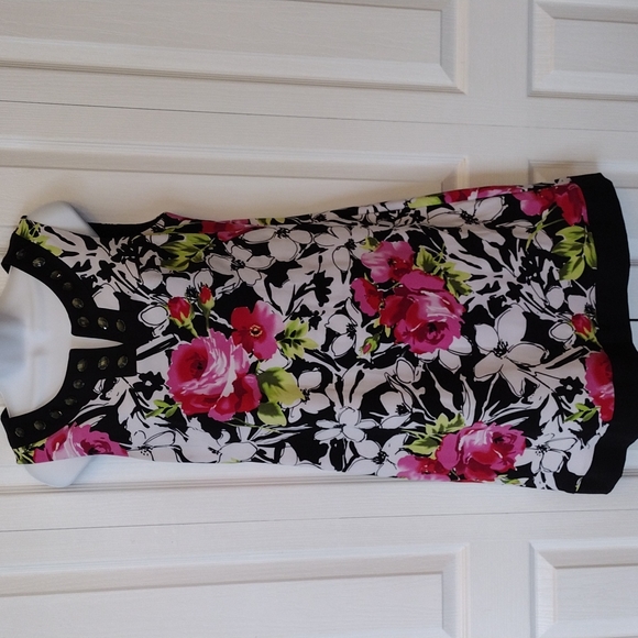 Perceptions Knee Length, Floral Dress, Faux Gems.12 P. - Picture 2 of 10